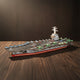 Puzzle 3D du Bateau USS CVN-78 en bois, assemblé.