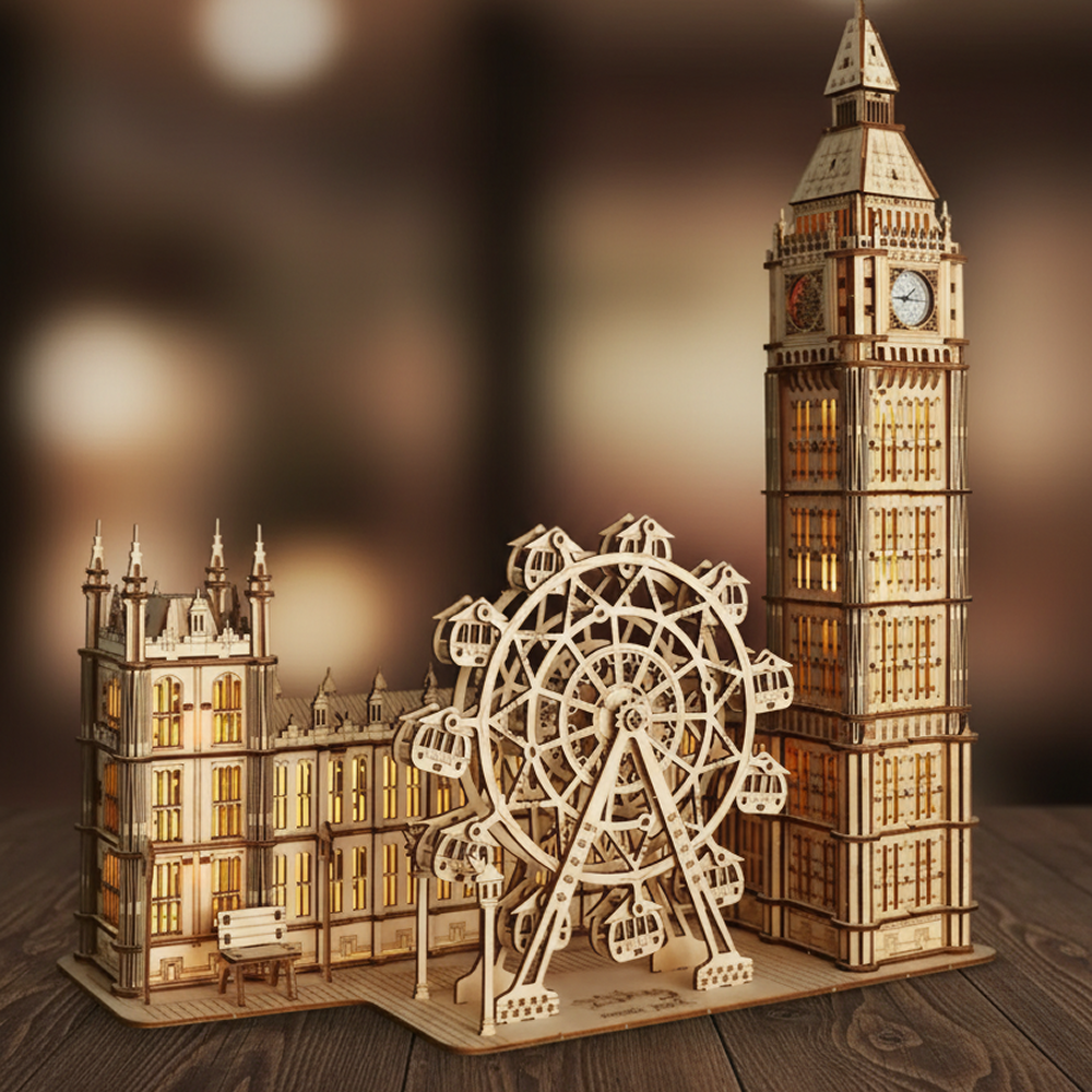 Puzzle 3D en bois du Big Ben avec horloge et détails architecturaux.
