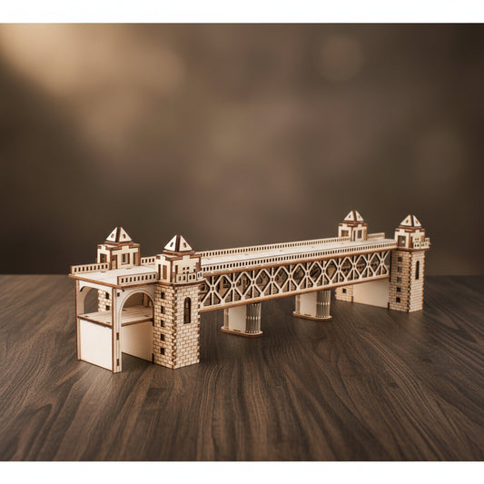 Puzzle 3D de pont en bois avec tours et arches assemblé sur une surface boisée.