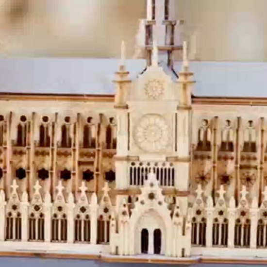 Vidéo de présentation du Puzzle 3D en Bois Cathédrale Notre-Dame
