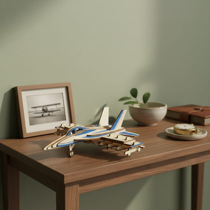 Puzzle 3D du Avion F18 en Bois, exposé sur une étagère ouverte