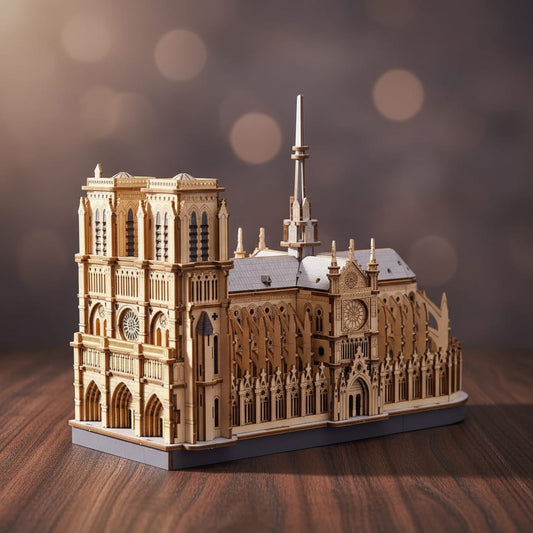 Puzzle 3D du Cathédrale Notre-Dame de Paris, vue studio sur surface en noyer