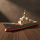 Puzzle 3D du troyer, vue studio sur surface en noyer