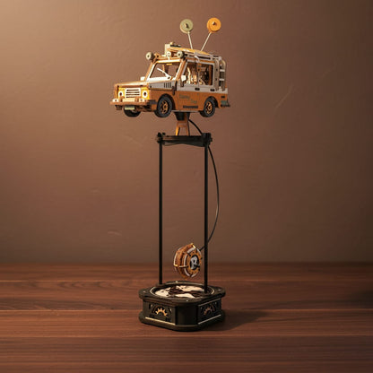 Puzzle 3D : Jeep Baroudeuse en Bois, vue studio sur surface en noyer