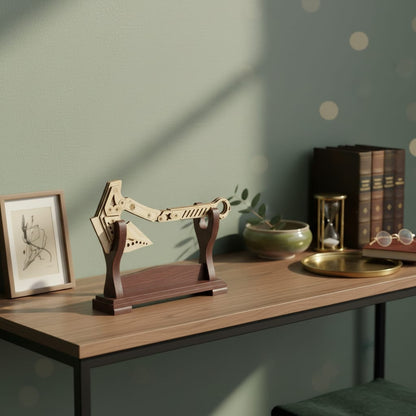 Puzzle 3D du Hache en Bois, exposé sur une étagère ouverte