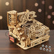 Puzzle 3D du Marble Run - A, vue studio sur surface en noyer