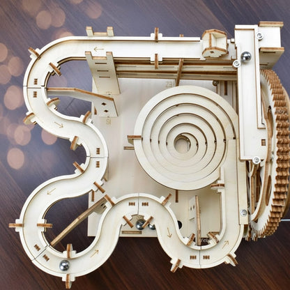 Puzzle 3D parcours de billes spirale vu de dessus, spirale centrale et virages en S