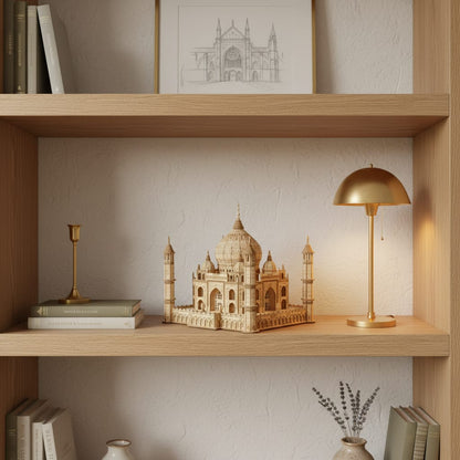 Puzzle 3D du Taj Mahal en Bois, posé sur une commode dans un intérieur design
