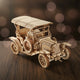 Puzzle 3D de la Voiture Vintage en bois, assemblé.